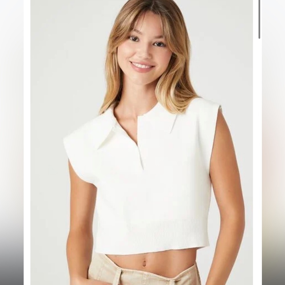Forever 21 Sweater-Knit Cap Sleeve Crop Top, NWT.